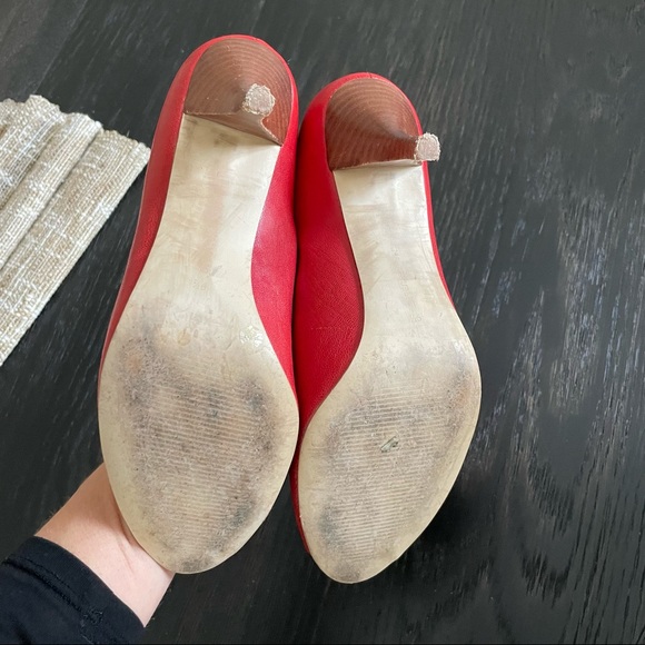 Banana Republic red peep toe heels 9.5 - Picture 4 of 8